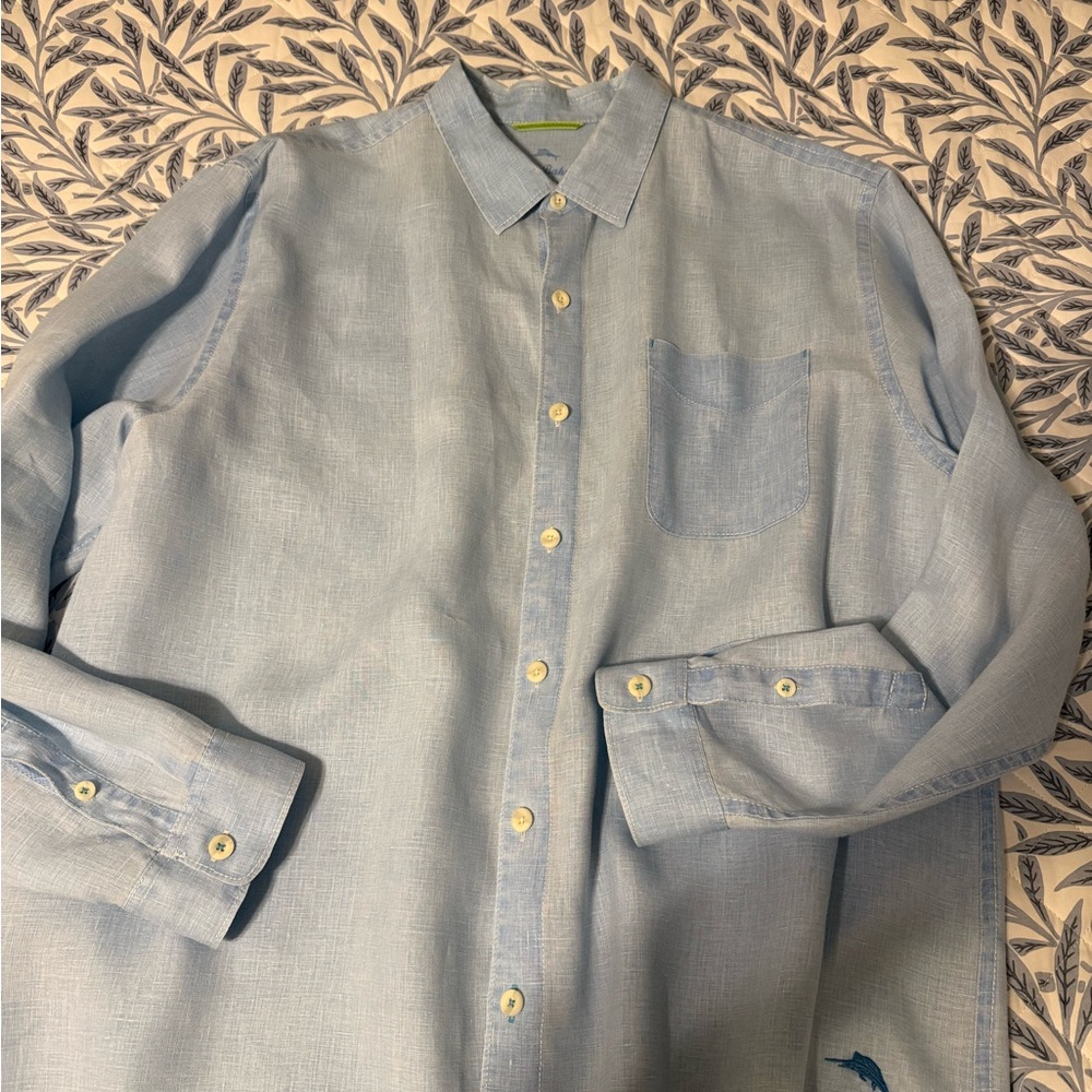 Tommy Bahama Men’s XXL Light Blue Shirt❗️